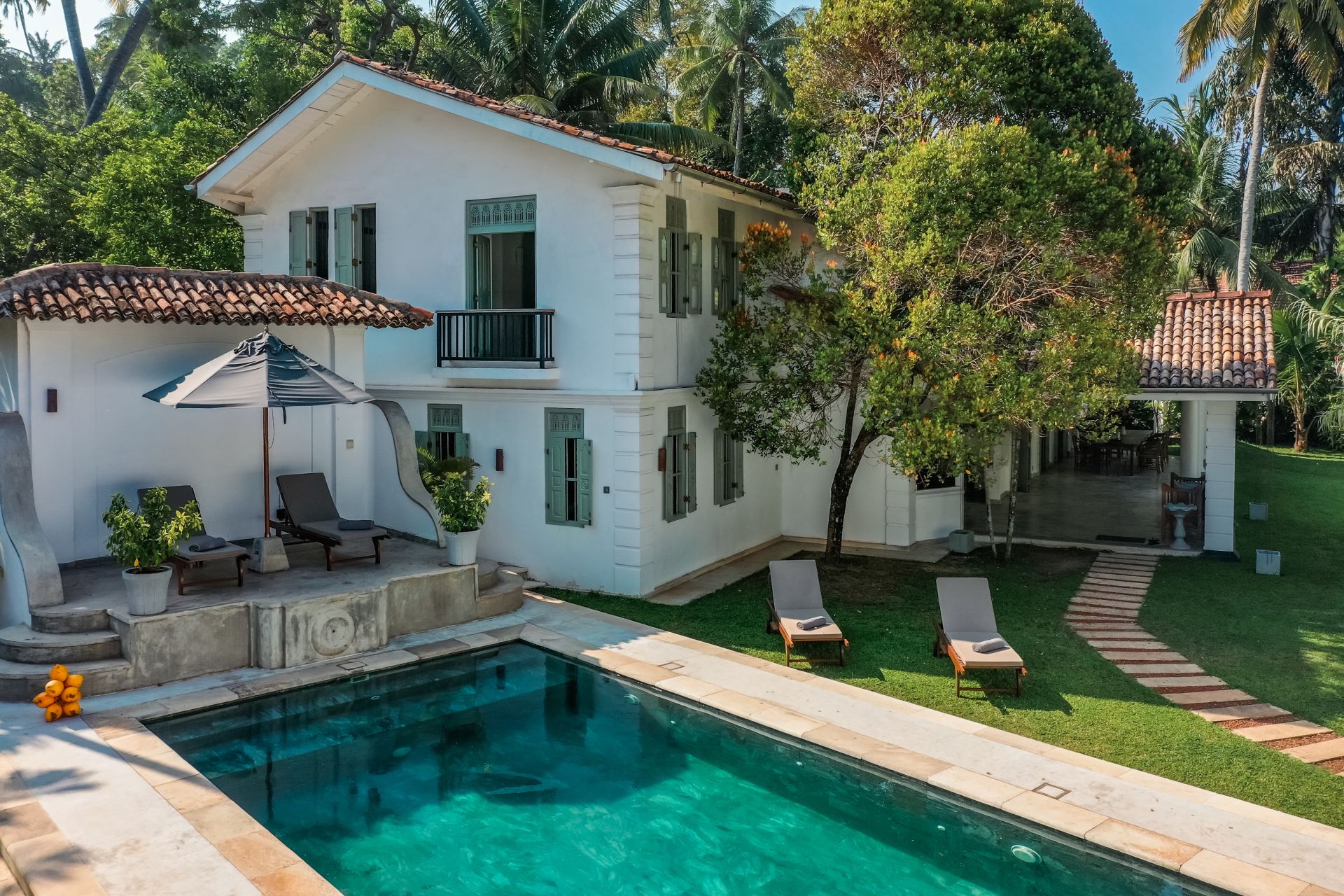 6BHK Luna Break villa in sri lanka with Private Pool and Garden