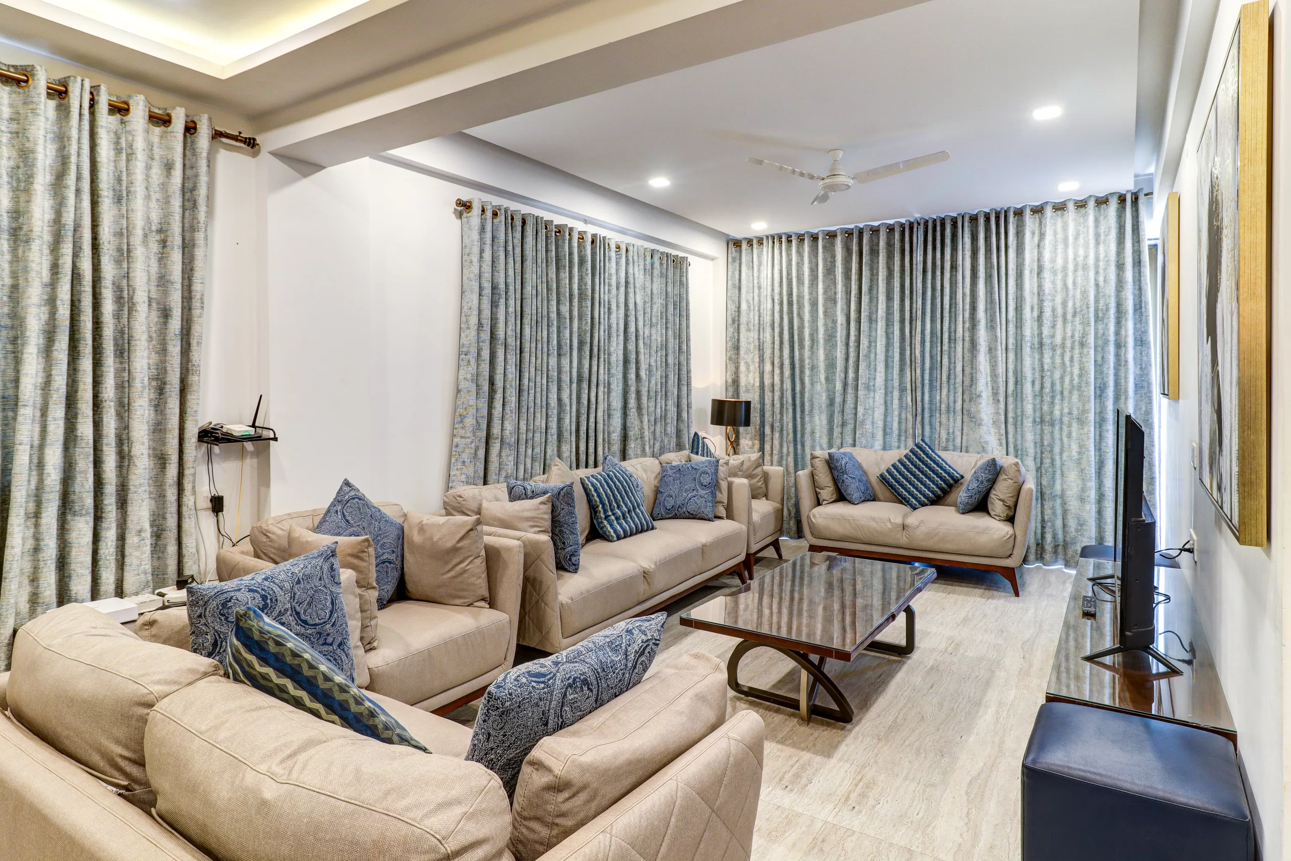 arlington contemporary villa in panchgani