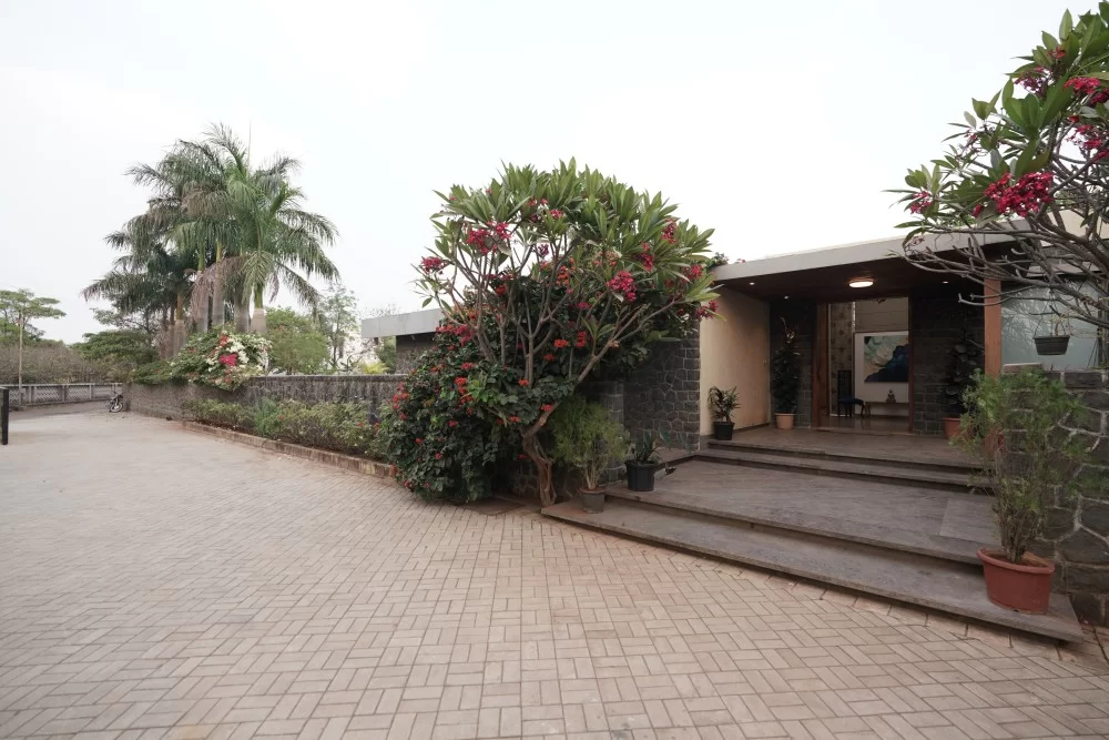 villa in mulshi for holi