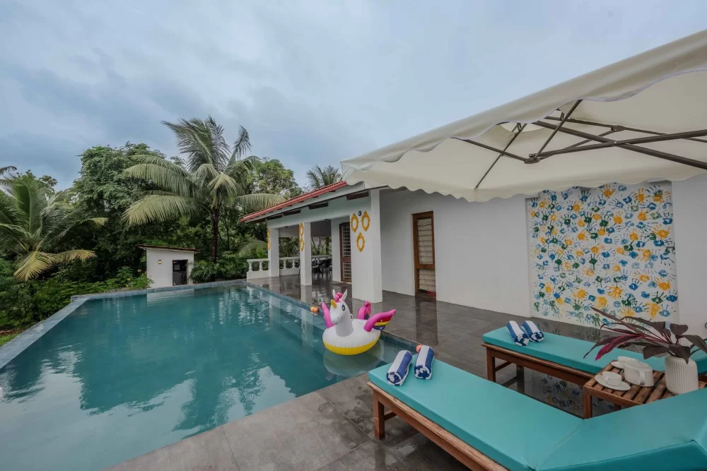 villa in Alibaug with pool