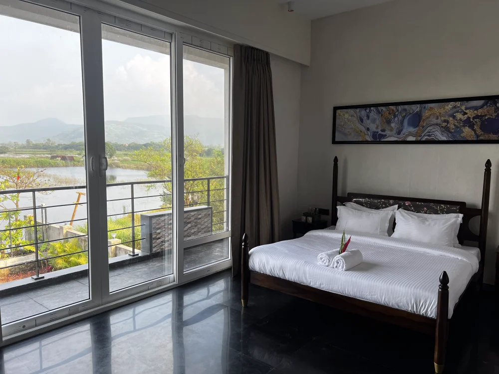 luxury villas in lonavala